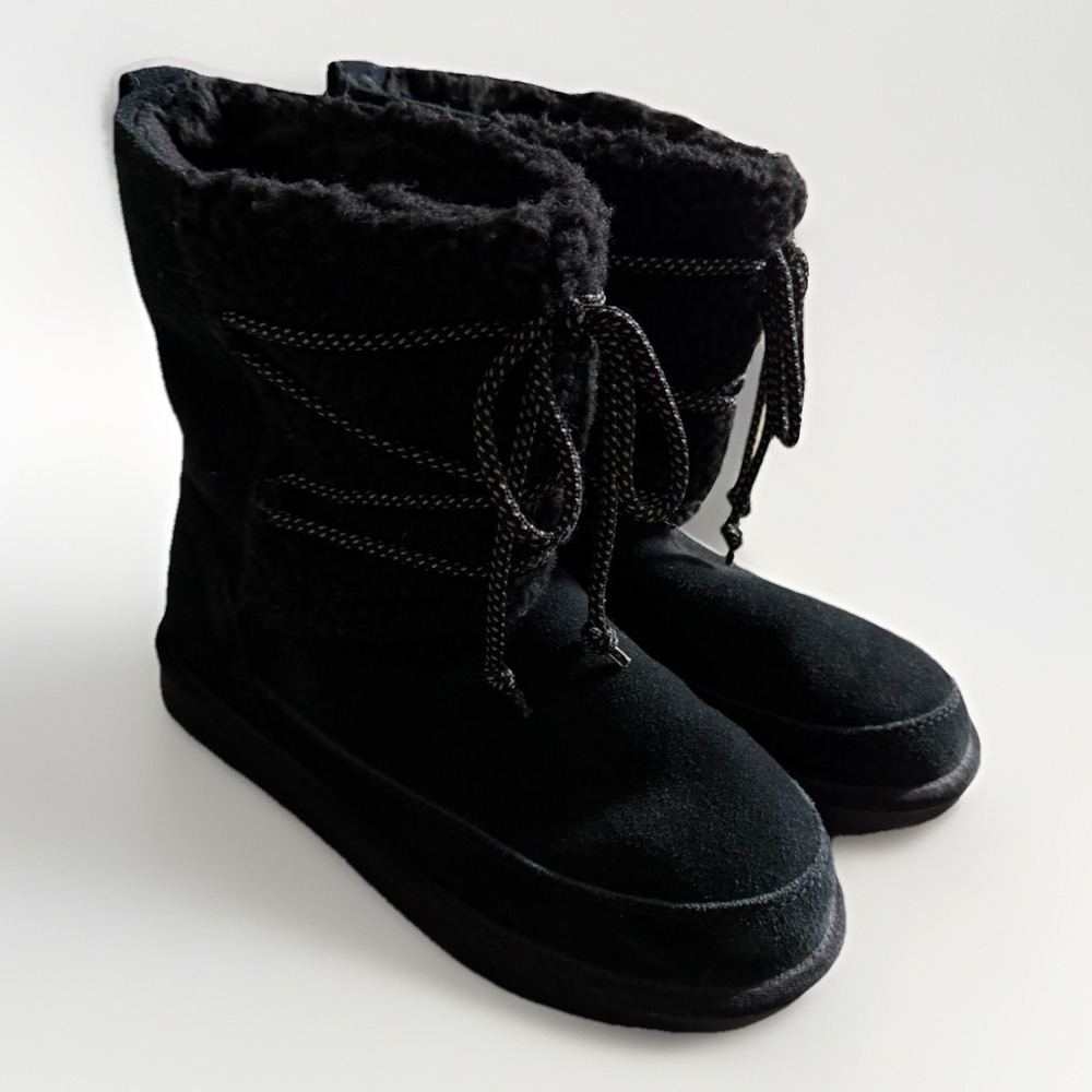 Koolaburra by UGG Michon Short Black Sherpa Boots Kids 4‎ Fits eu 36